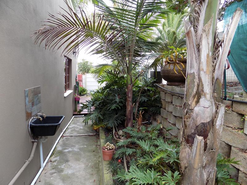 3 Bedroom Property for Sale in Fraaiuitsig Western Cape